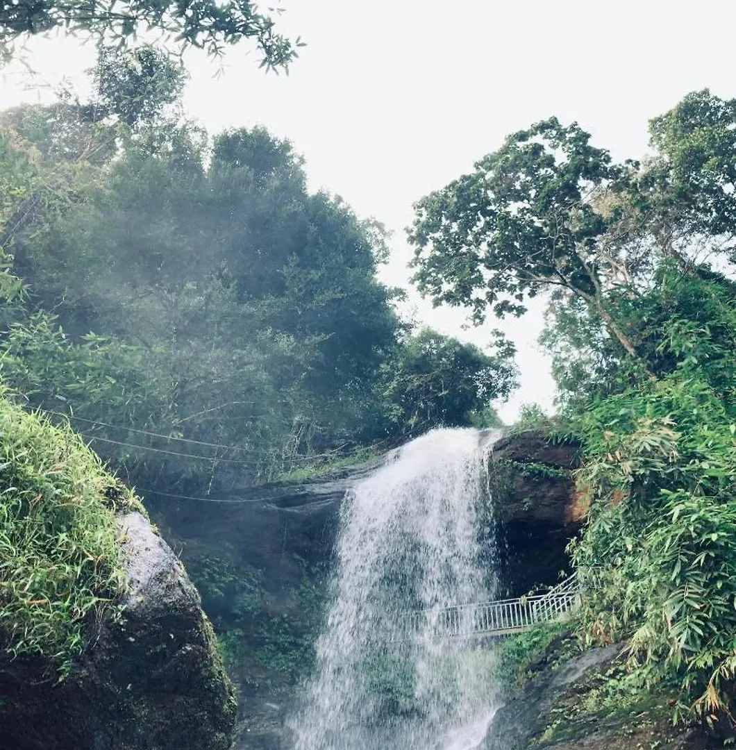 Feriehus The Falls At Mangal Caverns Vagamon