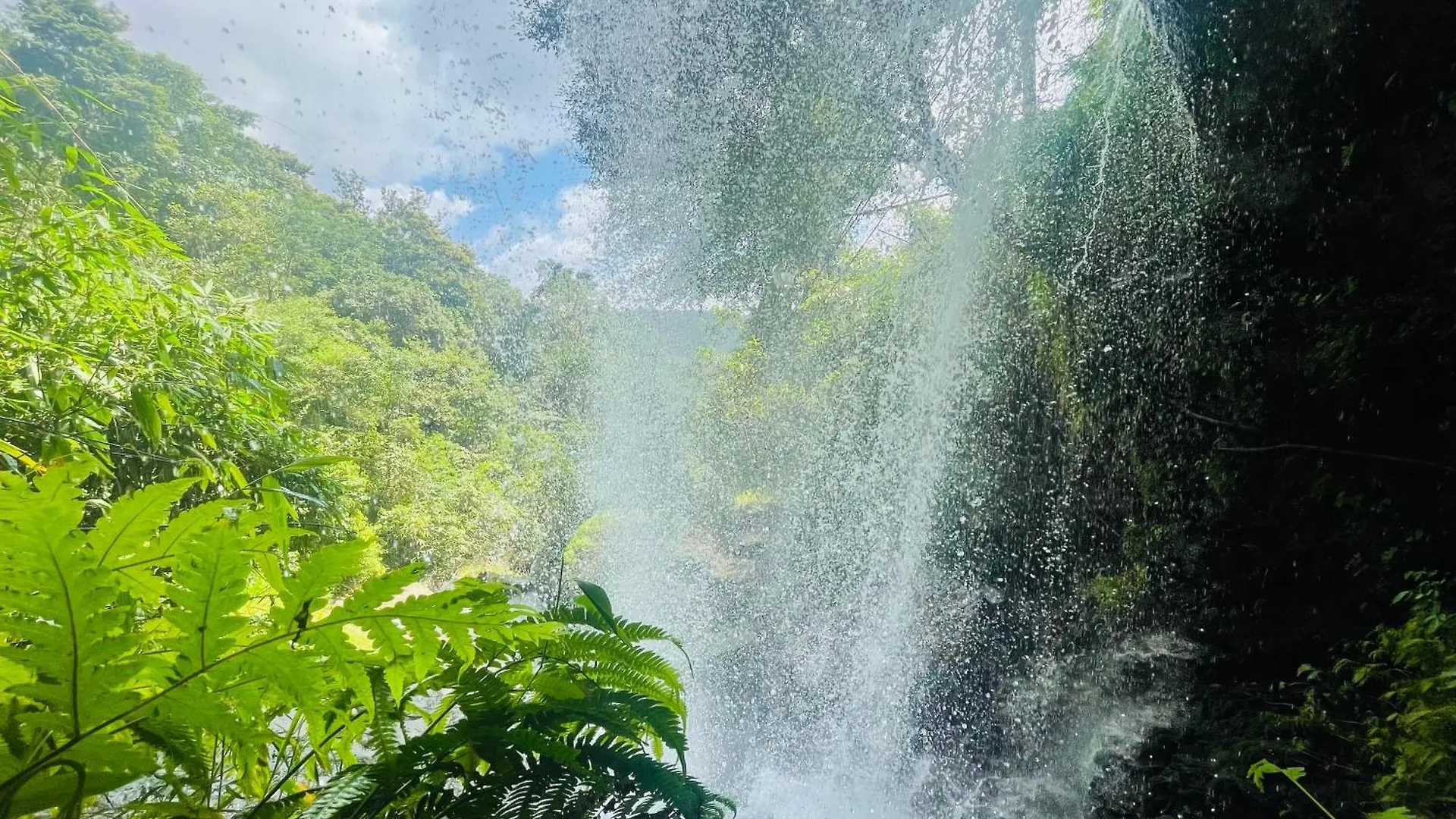 Feriehus The Falls At Mangal Caverns Vagamon
